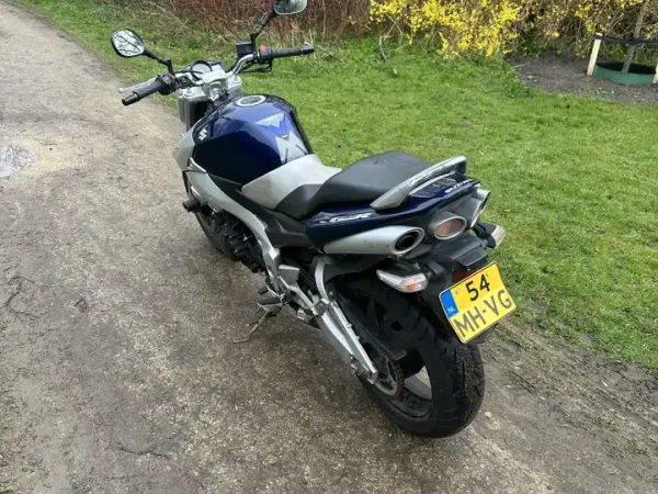2006 Suzuki GSR 600 - €2,175 (1/1)
