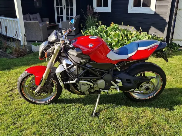 2004 MV Agusta Brutale 750 - €3,000 (1/1)