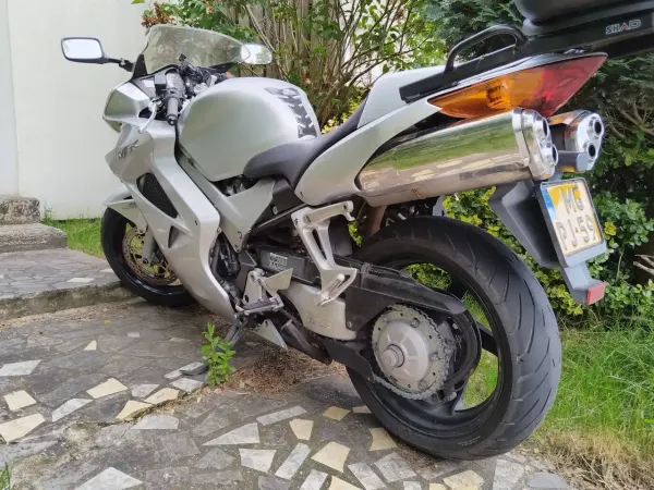 2002 Honda VFR - € 1.950 (1/1)