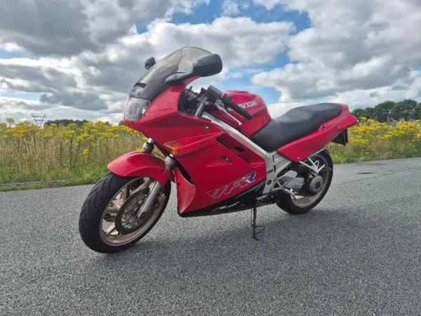 1992 Honda VFR 750 - € 1.900 · Bieden (1/1)
