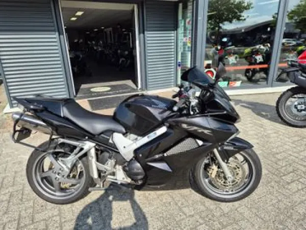 2008 Honda VFR 800 Vtec ABS - € 3.999 (1/1)
