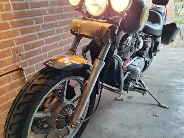 1990 Honda VT 1100 - €2,950 (1/1)
