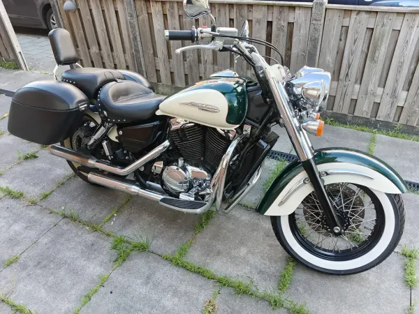 1999 Honda VT 1100 - €5,400 (1/1)