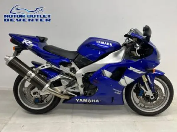 1999 Yamaha YZF R1 - €7,250 (1/1)