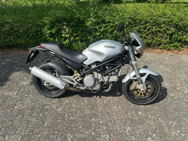 2003 Ducati Monster 800 Dark i.e.-Lage Kilometerstand - €3,400 · Bidding (1/1)