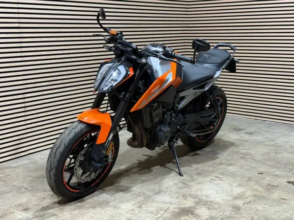 2018 KTM 790 Duke - € 5.450 · Bieden (1/1)