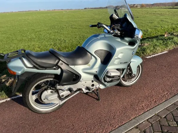 Bouwjaar onbekend BMW R1100RT-1995 - € 1.000 · Bieden (1/1)