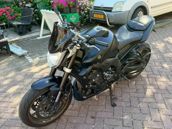 2008 Yamaha FZ 1 - €4,850 (1/1)