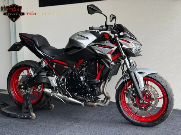 2024 Kawasaki Z 650 - €6,988 (1/1)