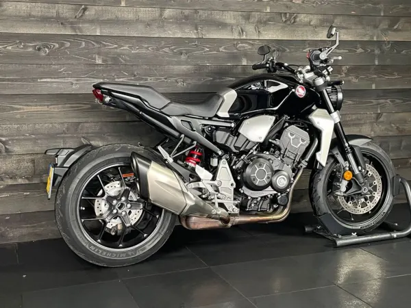 2021 Honda CB 1000 R ABS - € 9.490 (1/1)