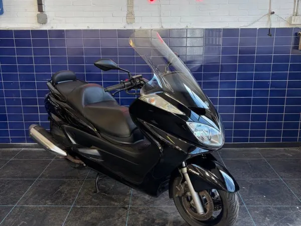 2008 Yamaha Scooter YP 400 Majesty A2 35KW - €2,150 (1/1)