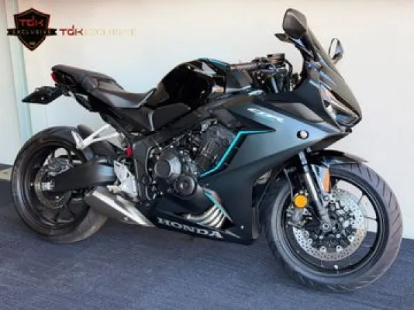 2023 Honda CBR 650 R - € 8.988 (1/1)