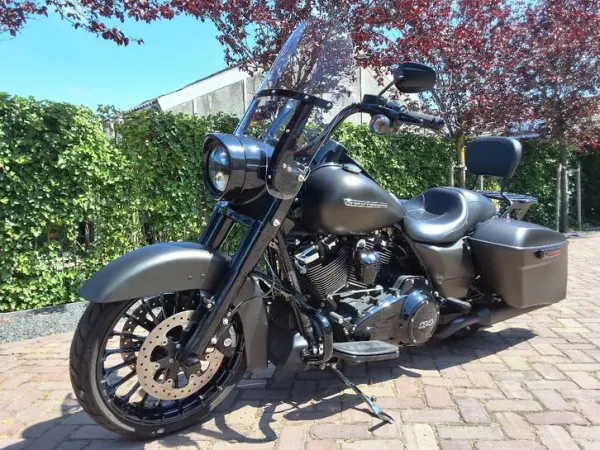 2019 Harley-Davidson Roadking Special Flhrxs - €19,250 (1/1)