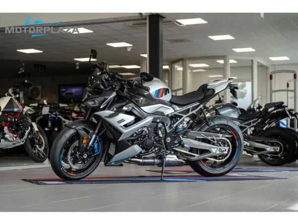 2026 BMW M 1000 R - €34,038 (1/1)