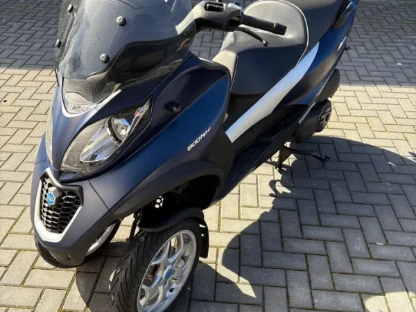 2018 Piaggio MP3 500 - € 5.950 (1/1)