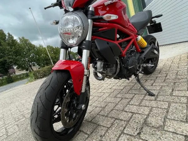 2018 Ducati Monster 797 - €7,300 · Bidding (1/1)
