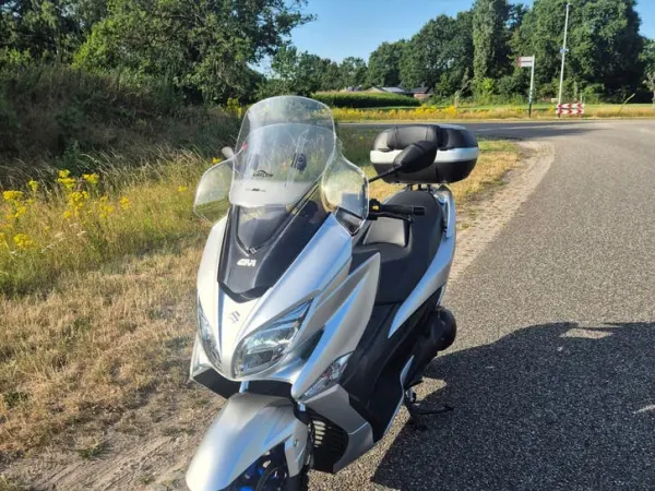2022 Suzuki Burgman 400 - €6,250 (1/1)
