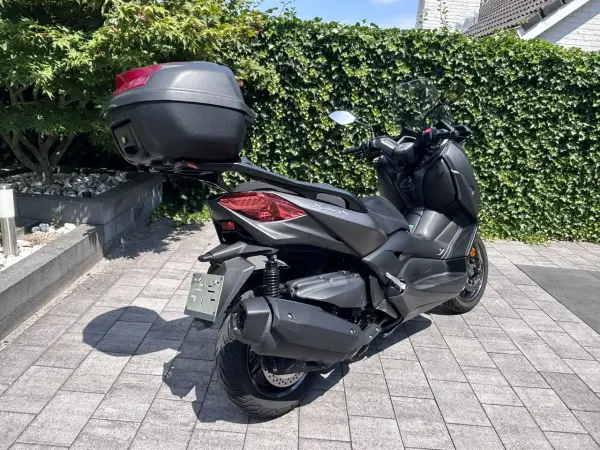 2017 Yamaha X-Max 400 - €3,900 (1/1)