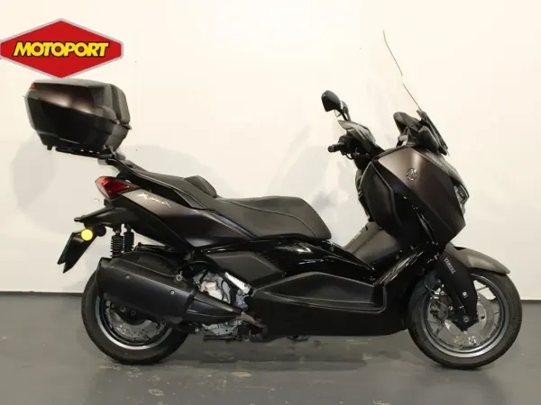 2024 Yamaha X-Max 300 - €7,490 (1/1)