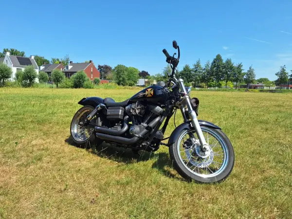 2006 Harley-Davidson Dyna Street Bob - € 8.500 (1/1)