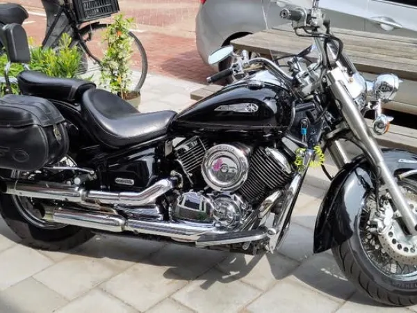 2001 Yamaha XVS 1100 - €3,900 · Bidding (1/1)
