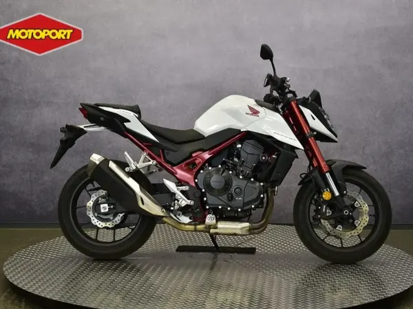 2023 Honda CB 750 - € 7.899 (1/1)
