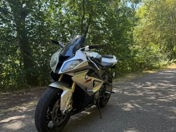 2011 BMW S1000RR - €11,500 · Bidding (1/1)