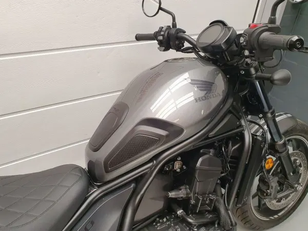 2024 Honda CMX 1100 Rebel - € 11.500 (1/1)