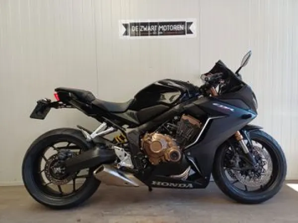 2021 Honda CBR 650 R - € 9.700 (1/1)