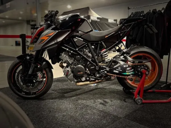 2019 KTM 1290 Super Duke R - €10,999 · Bidding (1/1)