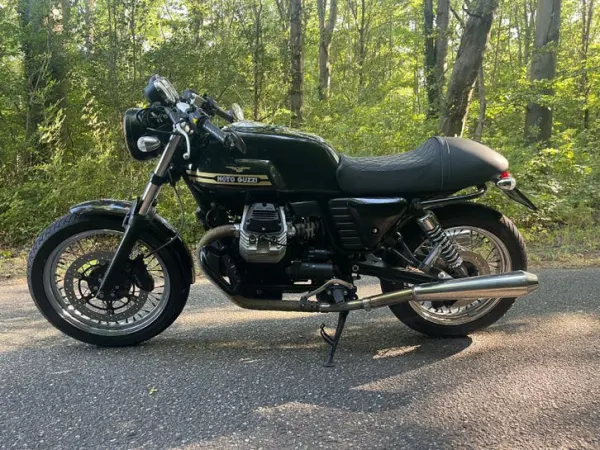 2011 Moto Guzzi V 7 Classic - €5,250 · Bidding (1/1)