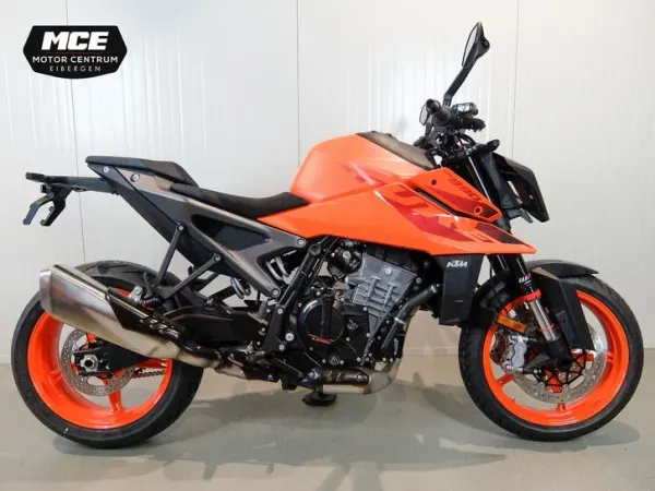 2025 KTM 990 Duke - €14,750 · Bidding (1/1)