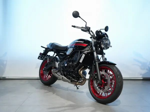 2026 Kawasaki Z 650 - €8,349 (1/1)