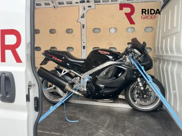 1999 Triumph Daytona 595 T - €3,445 (1/1)