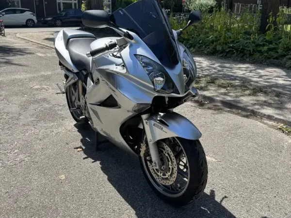 2008 Honda VFR 800 - € 4.800 (1/1)