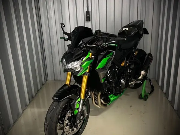 2023 Kawasaki Z900SE Performance - € 10.550 · Bieden (1/1)