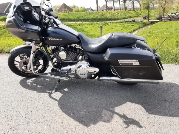 2011 Harley-Davidson Road Glide - € 13.500 (1/1)