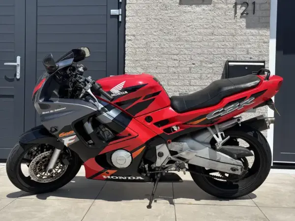 1996 Honda CBR 600 - € 749 (1/1)