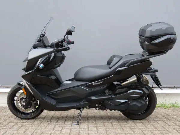 2025 BMW C 400 GT - € 9.950 (1/1)