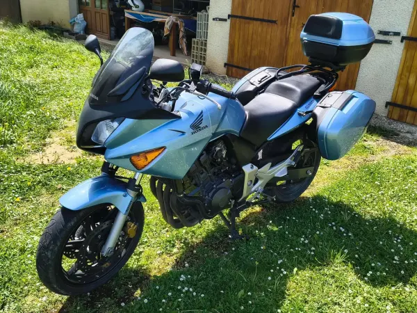 2006 Honda CBF 600 - €2,750 (1/1)