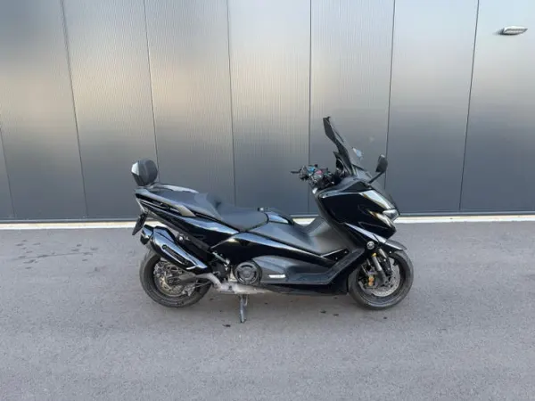 2019 Yamaha Tmax 530 DX-2019-Luxe Motorscooter - € 7.700 · Bieden (1/1)