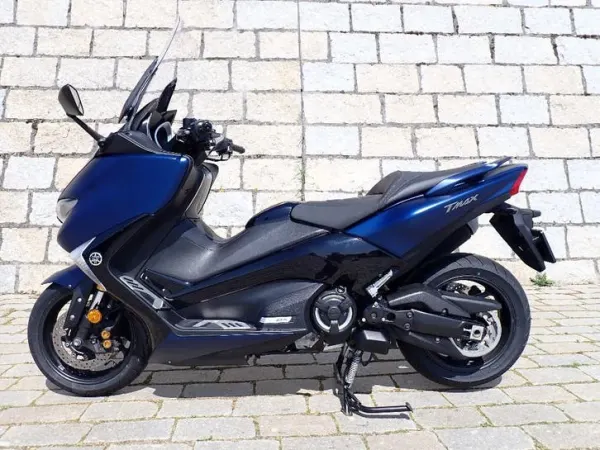 2018 Yamaha Tmax - €7,649 · Bidding (1/1)