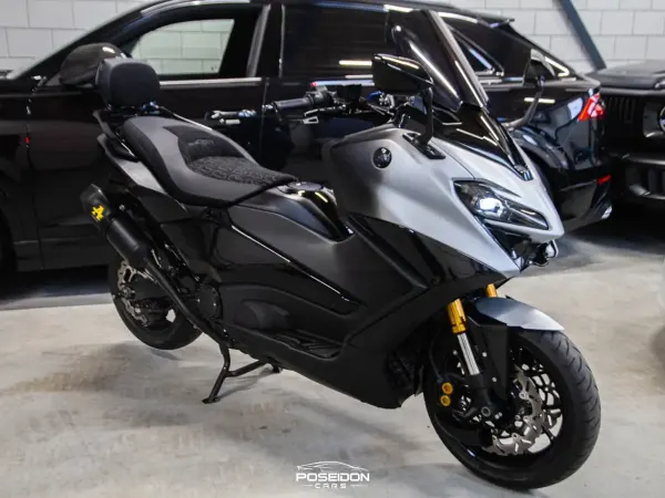 2022 Yamaha Tmax 560 - € 17.950 (1/1)