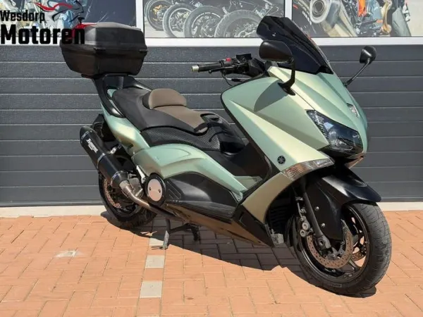 2012 Yamaha Tmax 530 ABS UNIEK! Garantie incl. Akrapovic - € 5.495 (1/1)