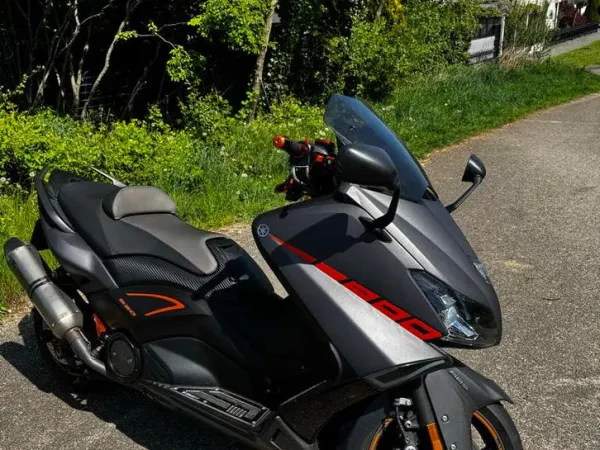 2013 Yamaha Tmax 530-Sportieve Scooter met ABS - Bieden (1/1)
