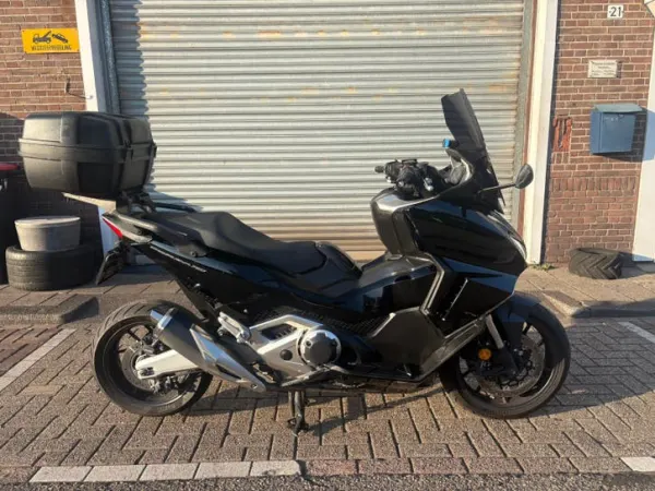 2021 Honda Forza 750 - € 8.200 · Bieden (1/1)