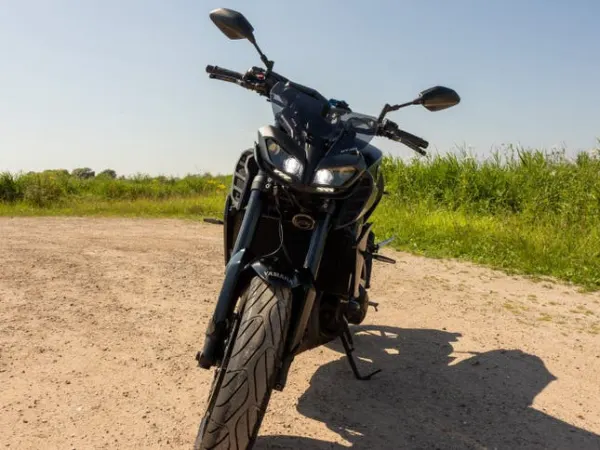 2018 Yamaha MT09 - € 6.850 · Bieden (1/1)