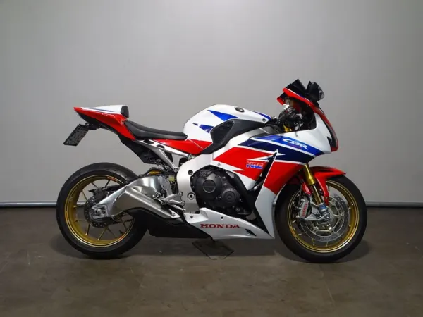 2014 Honda CBR 1000 RR Fireblade SP - € 13.990 (1/1)