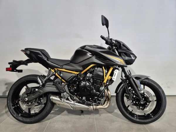 2026 Kawasaki Z 650 - € 8.199 (1/1)