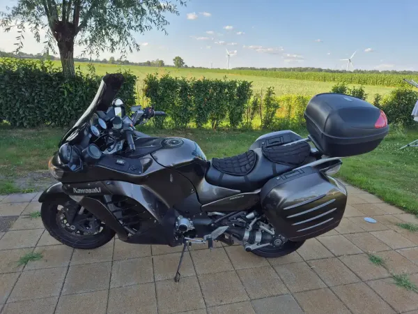 2012 Kawasaki GTR 1400 - € 6.500 (1/1)